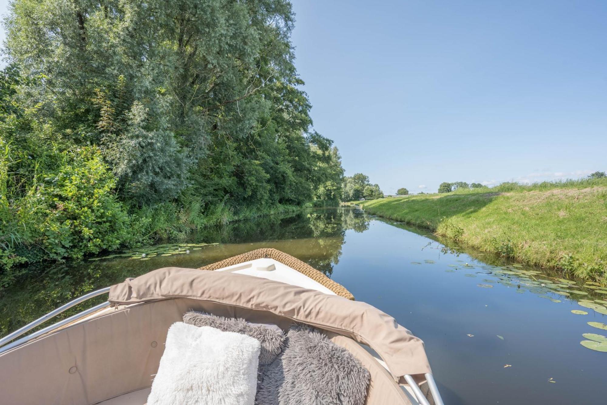 'T Kleine Eiland Vila Zuid-Scharwoude Exterior foto